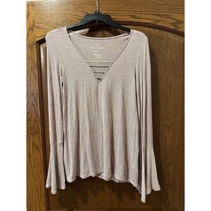 American Eagle AEO Soft & Sexy Striped Bell Sleeve V‎ Neck Top